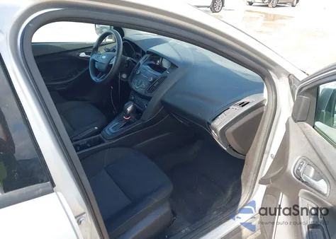 2018 Ford Focus Se z USA, uszkodzony, nr VIN 1FADP3F29JL262287